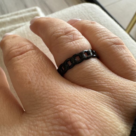 Chain Ring - Picture 2 of 6